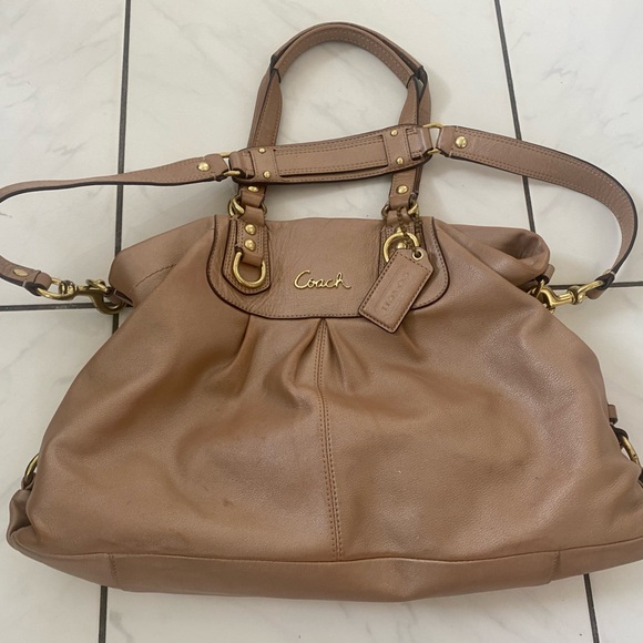 Coach Gold Handbag - Picture 2 of 8